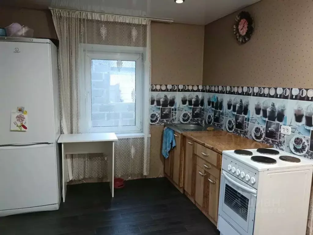 Дом в Хакасия, Усть-Абакан рп ул. Зои Космодемьянской (47 м) - Фото 1