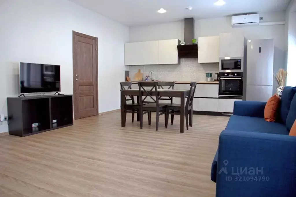 3-к кв. Сахалинская область, Южно-Сахалинск Детская ул., 3 (120.0 м) - Фото 1