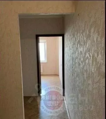 3-к кв. Белгородская область, Белгород ул. Есенина, 50 (66.0 м) - Фото 2