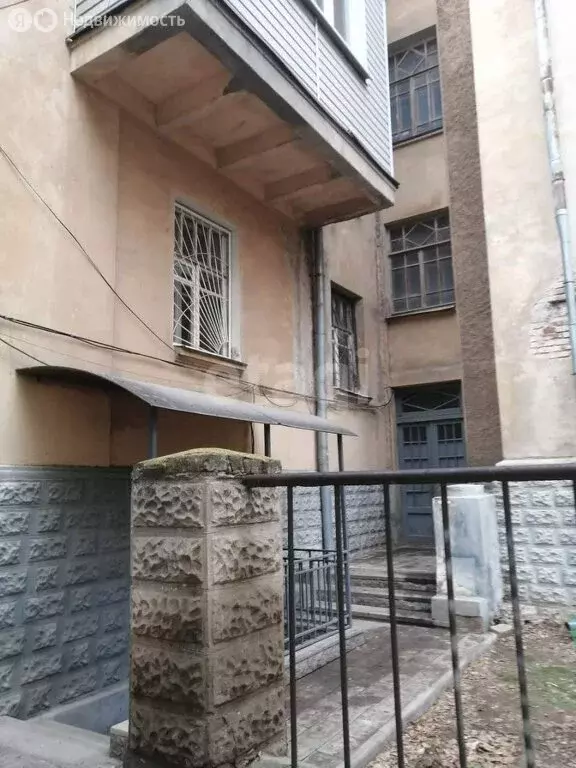 2-комнатная квартира: Астрахань, улица Шелгунова, 9 (52.5 м) - Фото 0