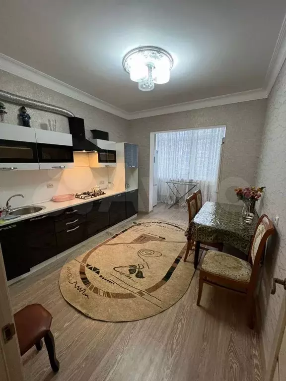 3-к. квартира, 70 м, 2/10 эт. - Фото 0