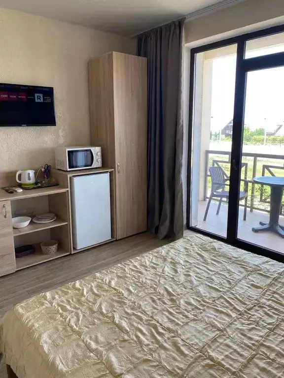 Комната Крым, Сакский район, Молочненское с/пос, с. Витино - Фото 1