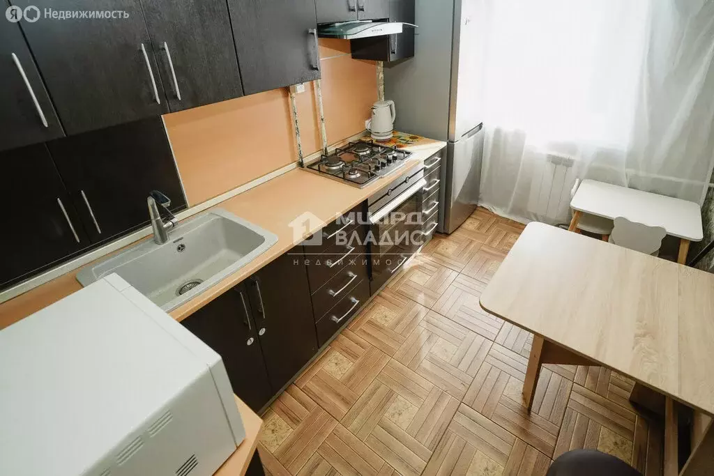 2-комнатная квартира: Омск, улица Лукашевича, 1 (43 м) - Фото 1