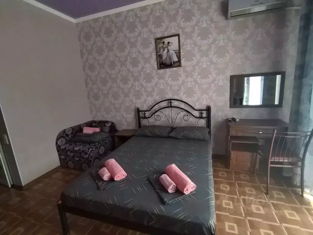 Комната Крым, Саки ул. Морская, 13В - Фото 0