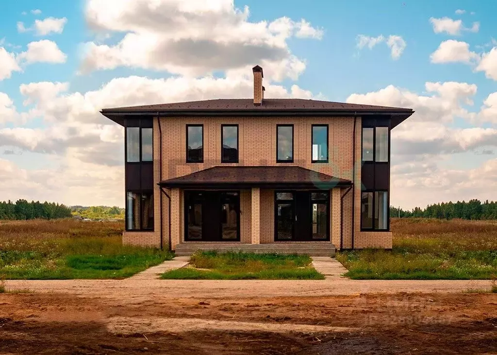 Таунхаус в Татарстан, Лаишевский район, Большекабанское с/пос, с. ... - Фото 1