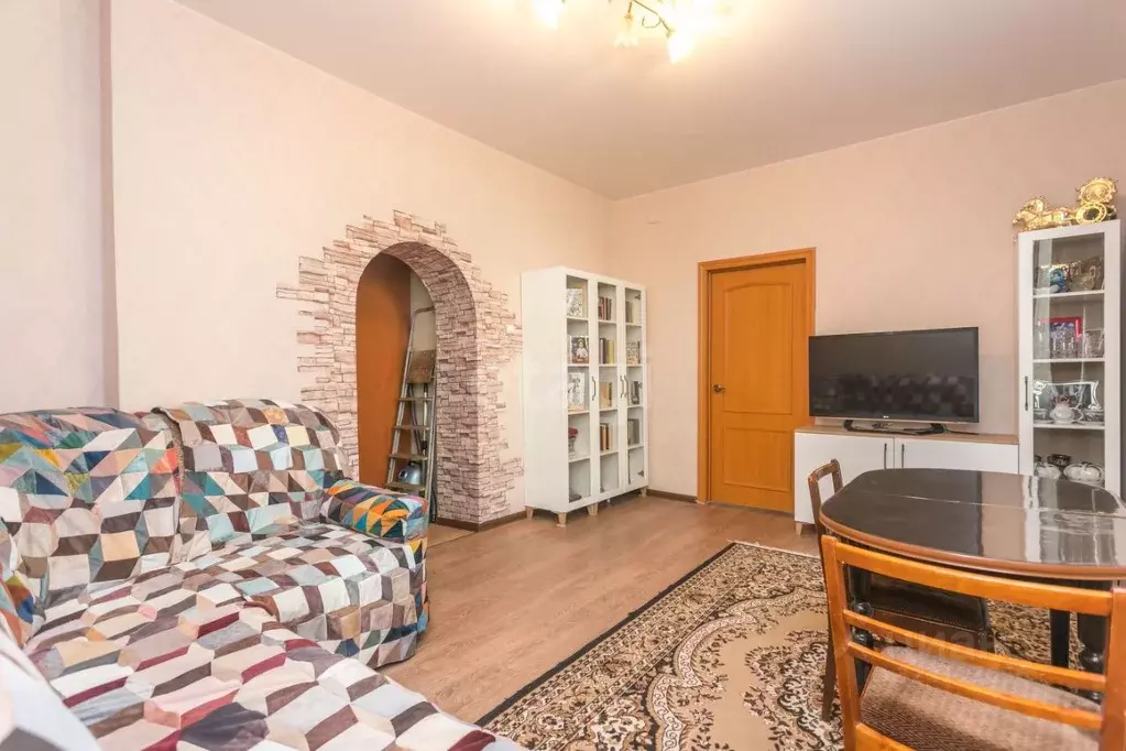 3-к кв. Башкортостан, Уфа ул. Калинина, 47 (58.7 м) - Фото 1