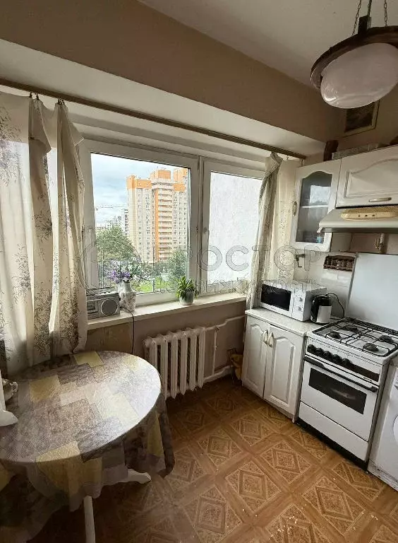 Продается 3-комнатная квартира - Фото 1