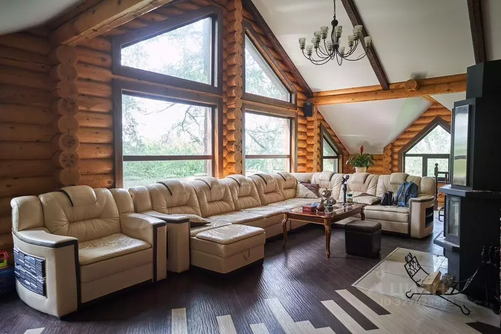 Дом в Свердловская область, Каменский муниципальный округ, д. Чечулина ... - Фото 1