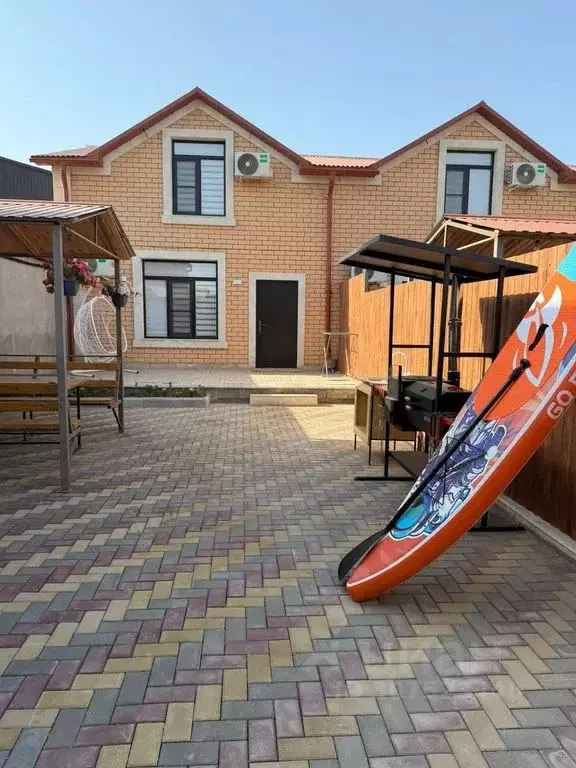 Дом в Дагестан, Избербаш ул. Тургенева, 63 (90 м) - Фото 0