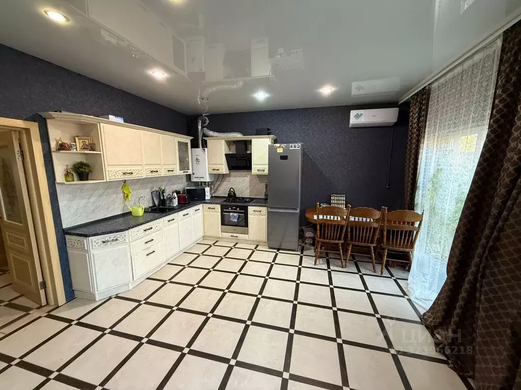 Дом в Ростовская область, Ростов-на-Дону Отважный пер. (70 м) - Фото 1