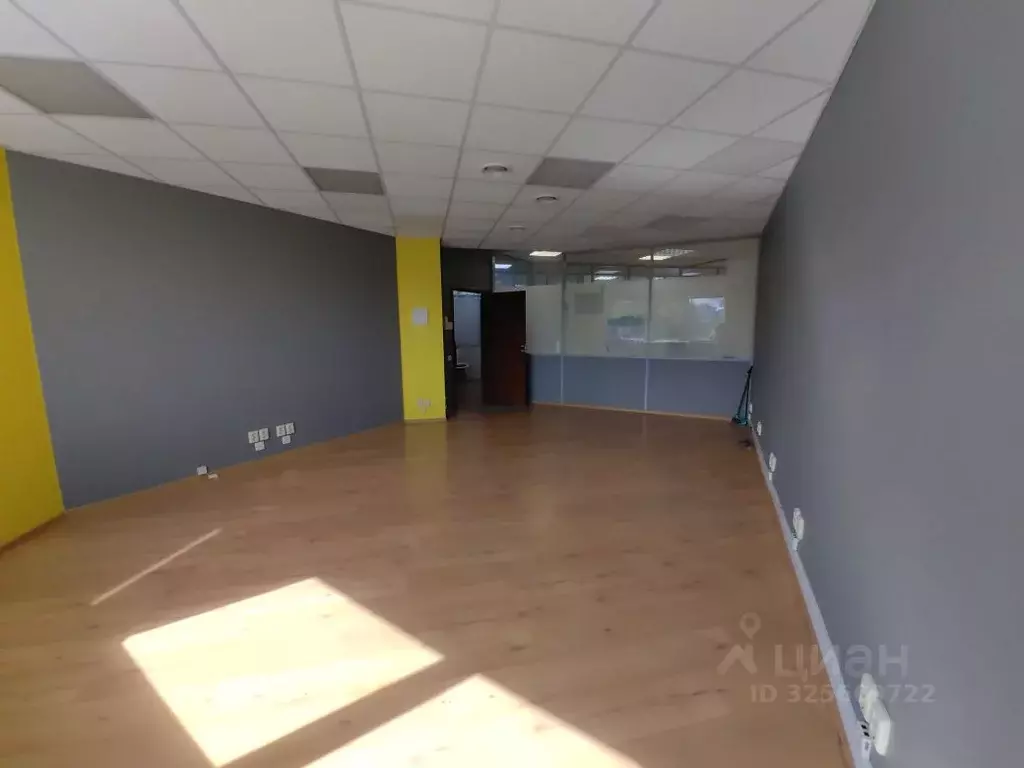 Офис в Свердловская область, Екатеринбург ул. Добролюбова, 16 (38 м) - Фото 2