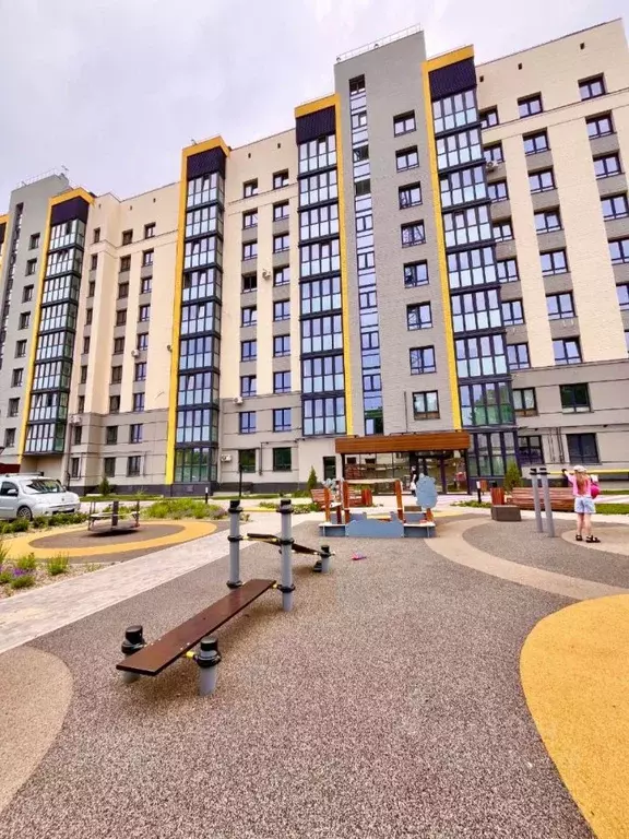 2-к кв. Брянская область, Брянск ул. Крапивницкого, 39к3 (73.9 м) - Фото 0