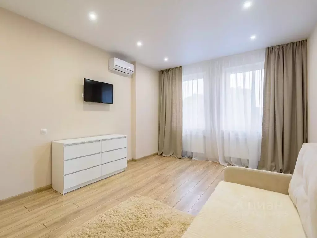 1-к кв. Татарстан, Казань ул. Серова, 50к1 (45.0 м) - Фото 1