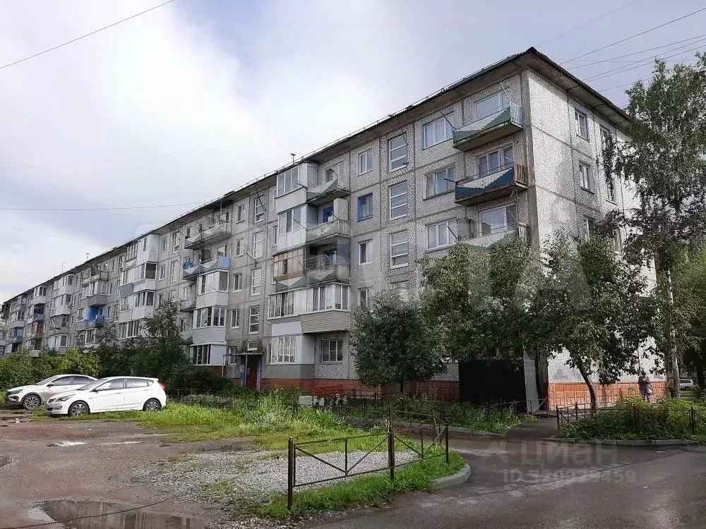 2-к кв. Омская область, Омск Моторная ул., 4 (47.6 м) - Фото 0