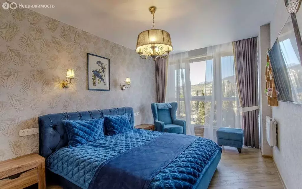 Квартира-студия: Алушта, улица Ленина, 21 (42.4 м) - Фото 1