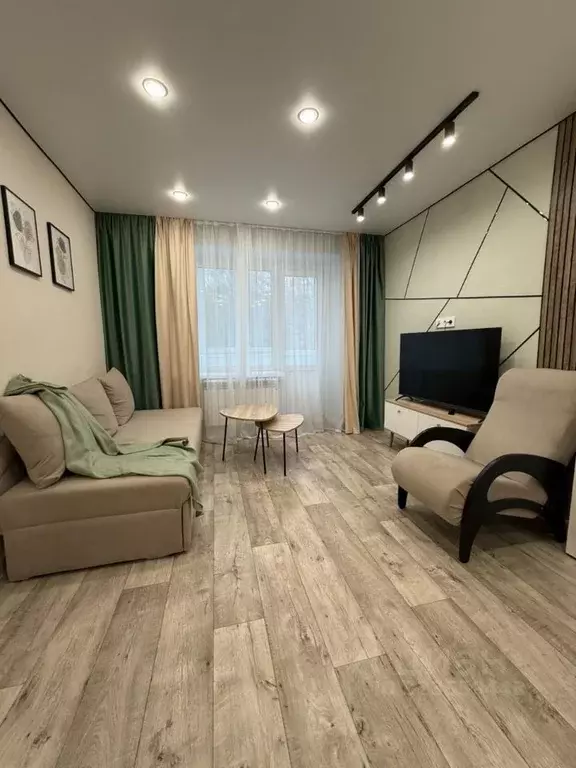 1-к кв. Татарстан, Зеленодольск ул. Фрунзе, 26 (33.0 м) - Фото 1