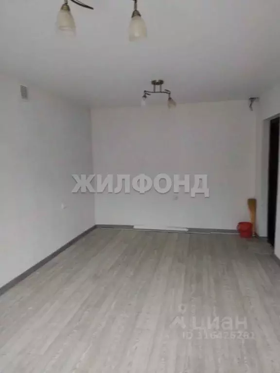 Комната Новосибирская область, Новосибирск Затулинский жилмассив, ул. ... - Фото 1