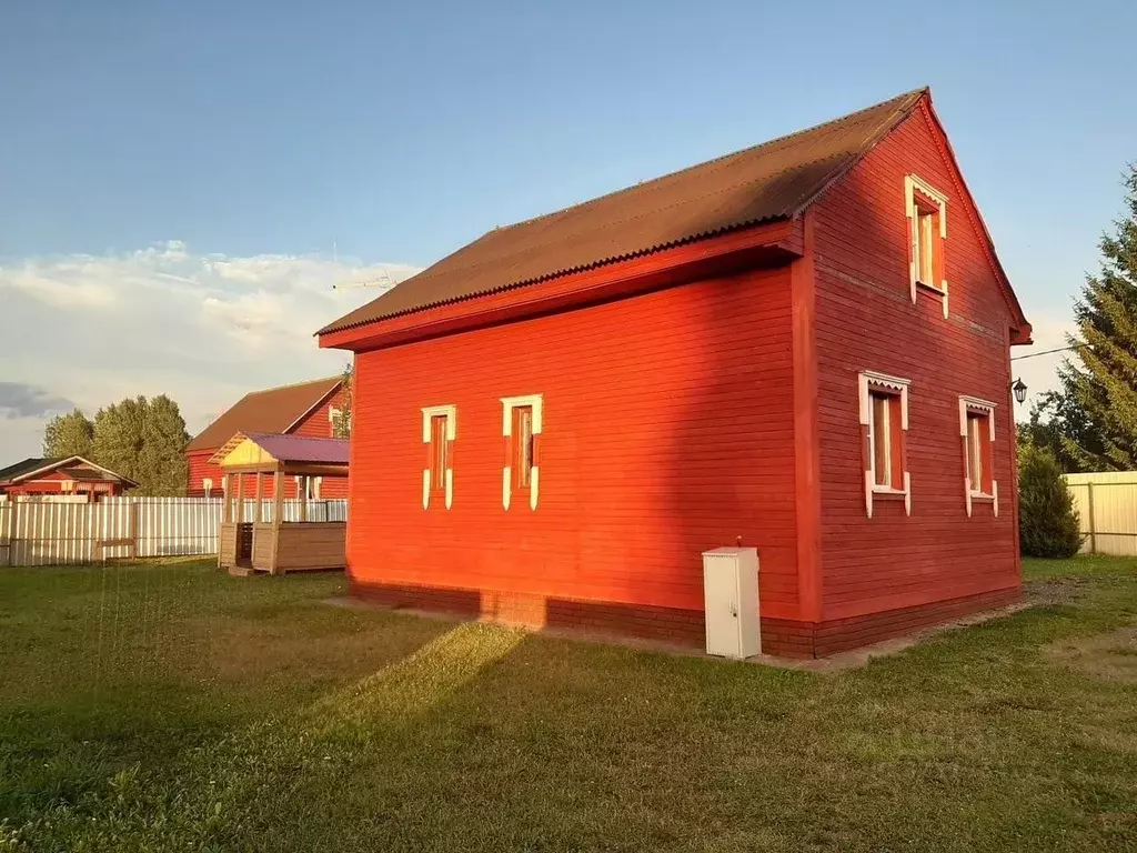 Дом в Новгородская область, Новгородский район, Ракомское с/пос, д. ... - Фото 1
