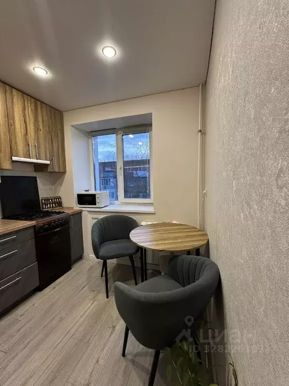 1-к кв. Омская область, Омск Комсомольский городок, ул. Комсомольский ... - Фото 0