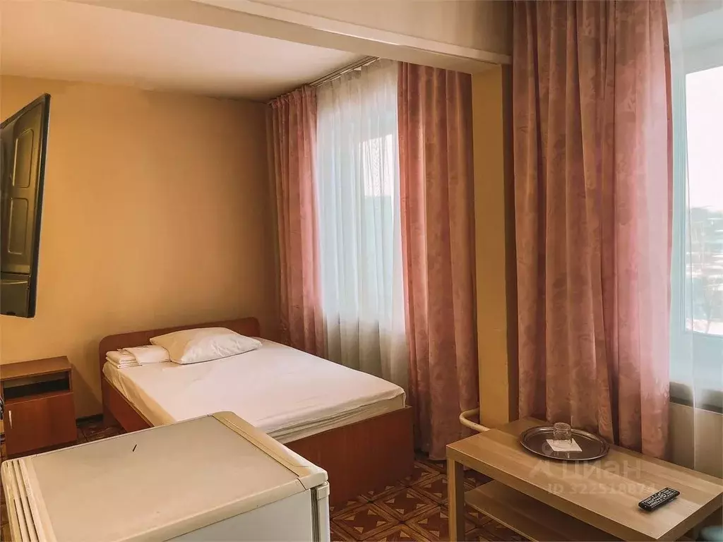 Комната Красноярский край, Емельяново пгт ул. Аэропорт, 1с4/1 (10.0 м) - Фото 1