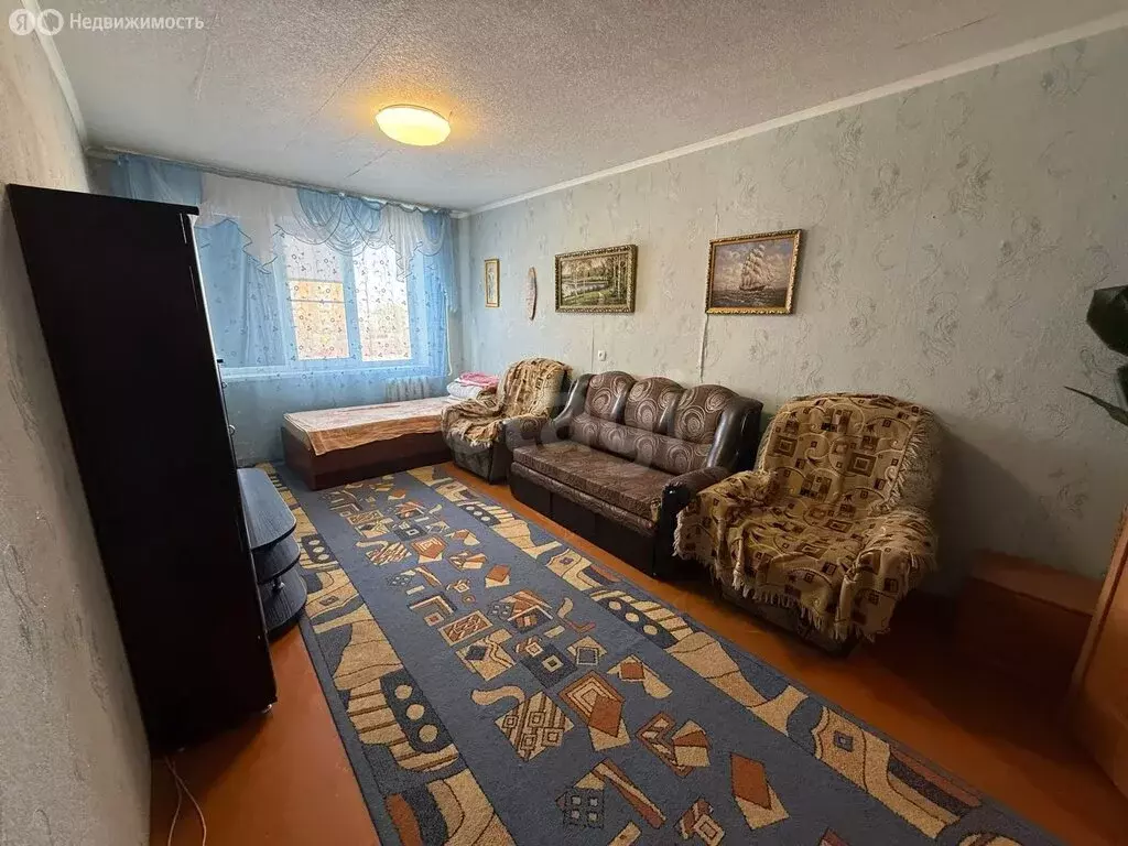 3-комнатная квартира: Тольятти, улица Лизы Чайкиной, 56 (67.2 м) - Фото 0