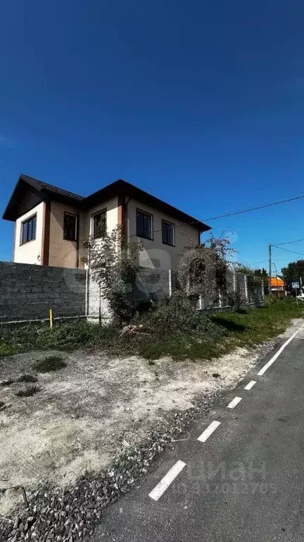 Дом в Тюменская область, Тюмень ул. Лопарева (206 м) - Фото 1