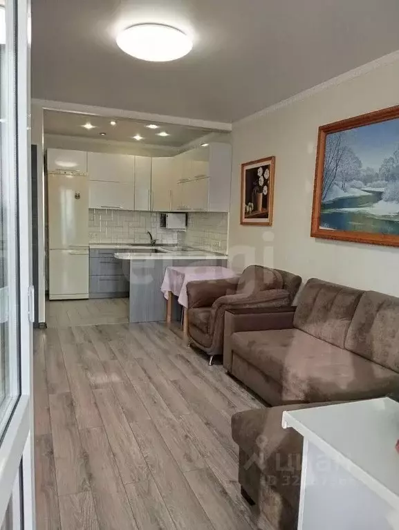 1-к кв. Алтайский край, Барнаул Интернациональная ул., 101 (50.2 м) - Фото 1