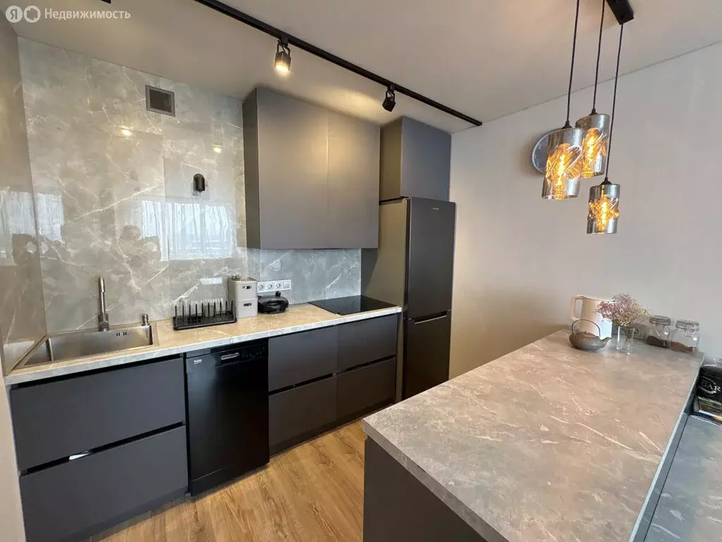 2-комнатная квартира: Екатеринбург, улица Академика Парина, 43/3 (59.6 ... - Фото 1