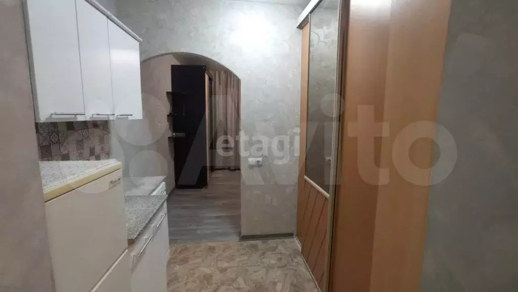 Комната 16,8 м в 9-к., 1/2 эт. - Фото 0