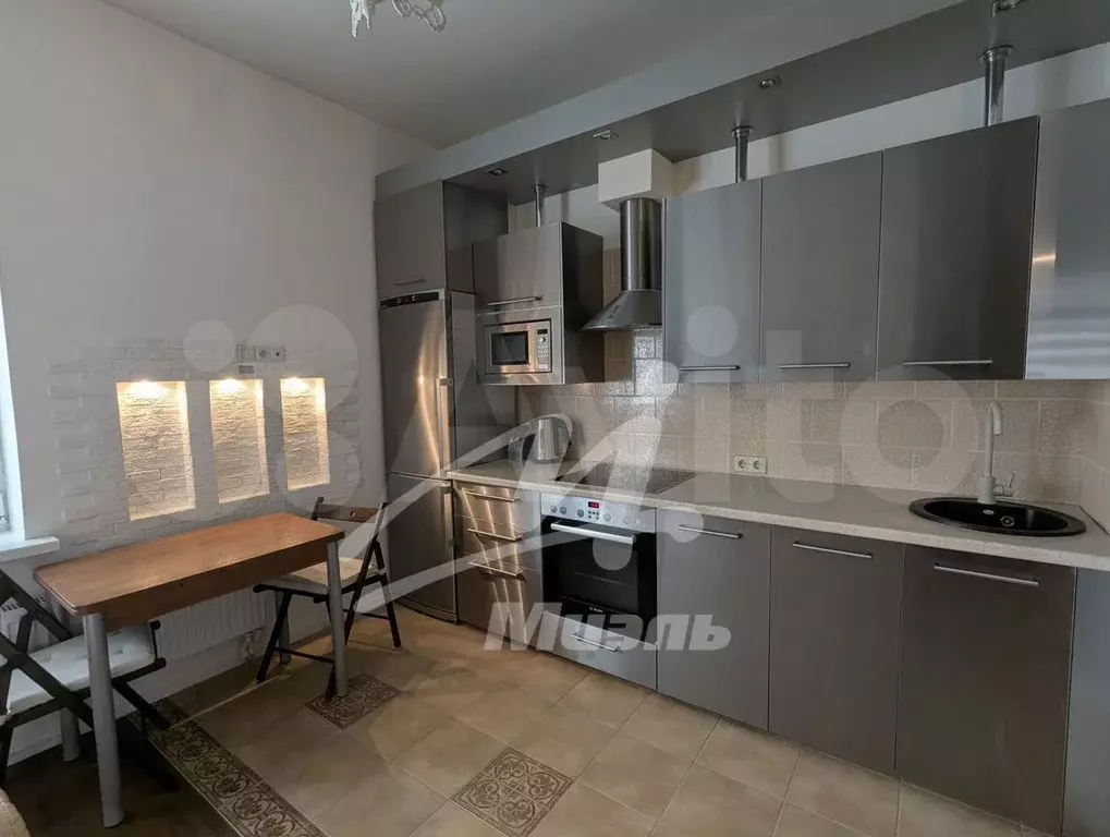 1-к. квартира, 32 м, 1/5 эт. - Фото 1