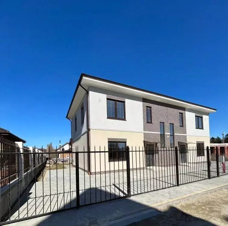 Дом в Калининградская область, Светлогорск пер. Золотой (284 м) - Фото 1