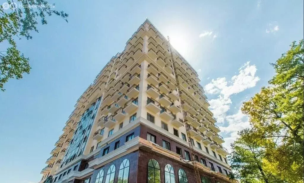 3-комнатная квартира: Сочи, улица Ленина, 219/6Б (82.9 м) - Фото 1