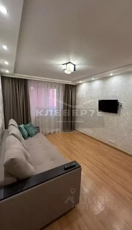 1-к кв. Тюменская область, Тюмень ул. Казачьи луга, 9 (40.2 м) - Фото 0