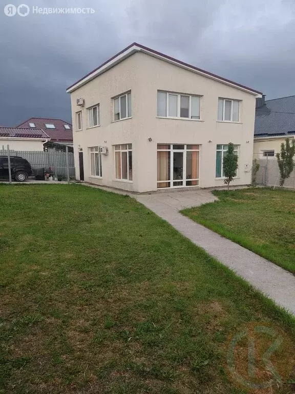 Дом в Украинка, улица Андрея Сахарова (136.5 м) - Фото 0
