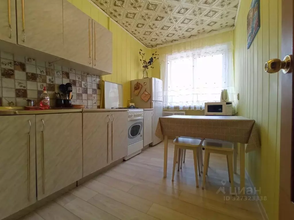 3-к кв. Волгоградская область, Волгоград ул. Репина, 23 (66.0 м) - Фото 1