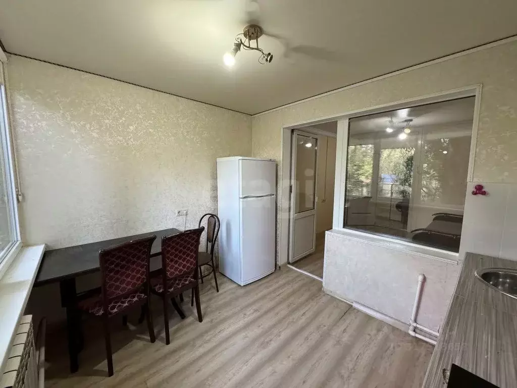 2-к кв. Карачаево-Черкесия, Черкесск ул. Лободина, 53 (50.0 м) - Фото 1
