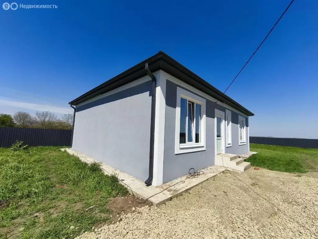 Дом в село Львовское, улица Свердлова (93 м) - Фото 1