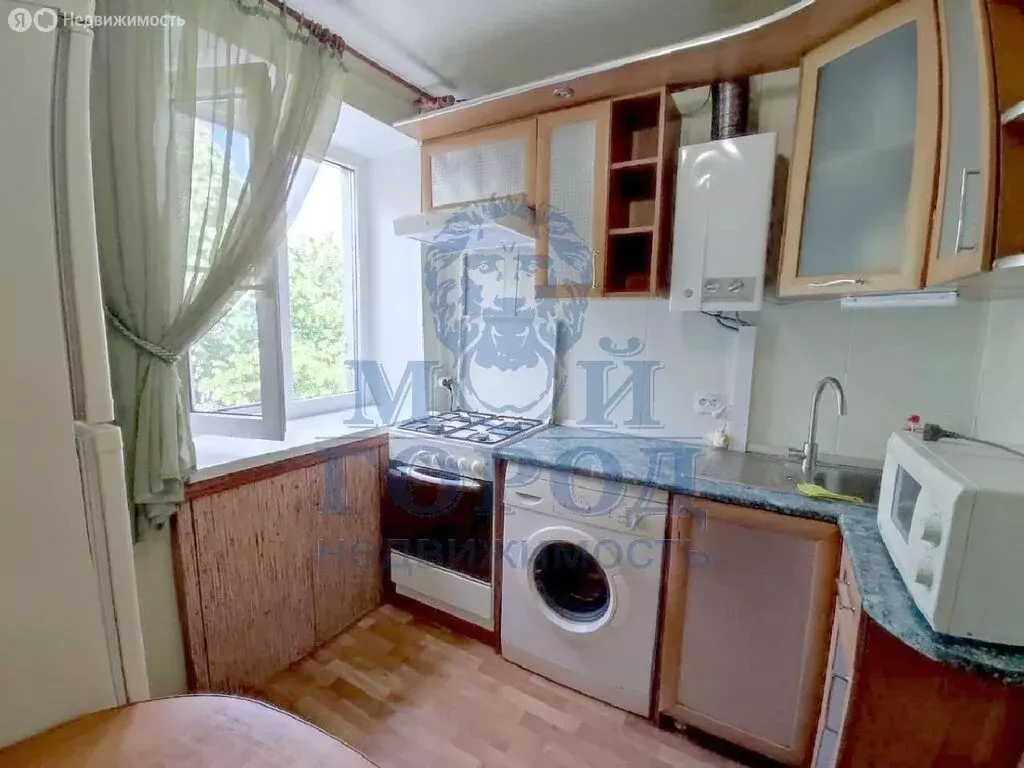 1-комнатная квартира: Батайск, улица Энгельса, 211 (30 м) - Фото 1