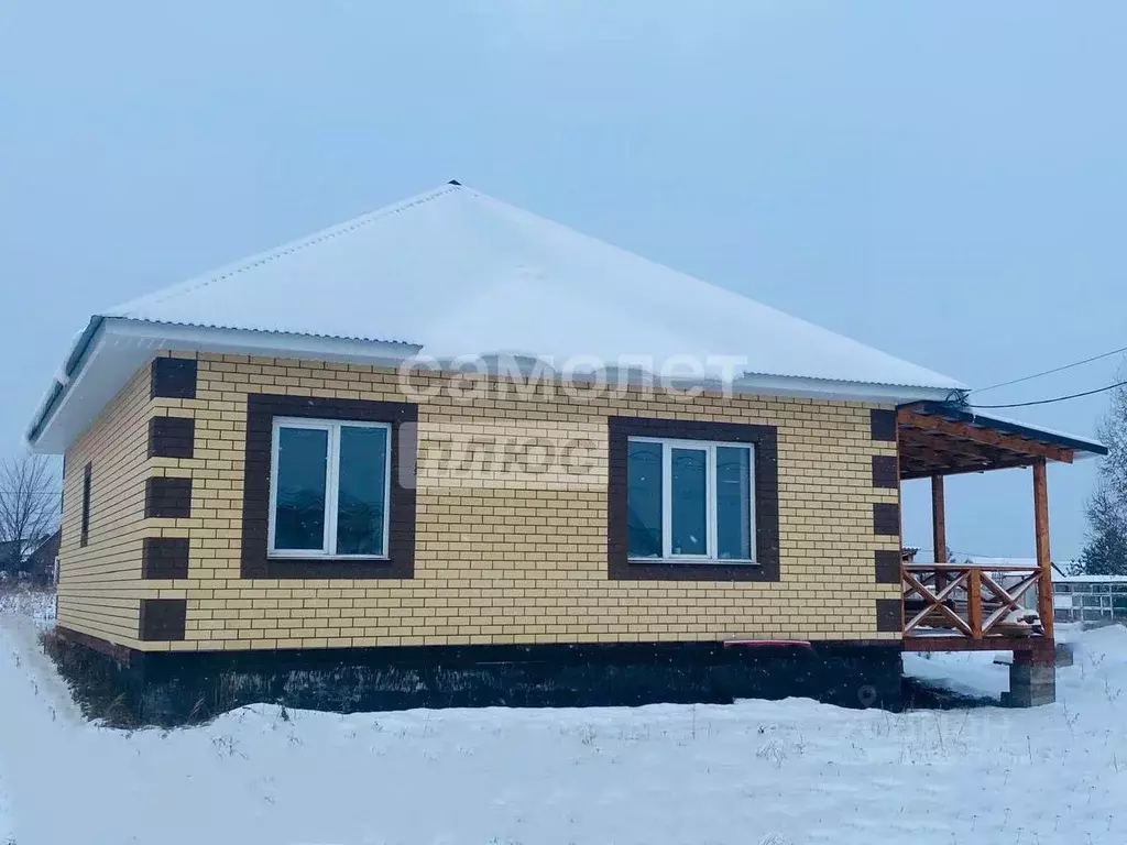 Дом в Башкортостан, Иглинский сельсовет, с. Иглино ул. Белинского (85 ... - Фото 1