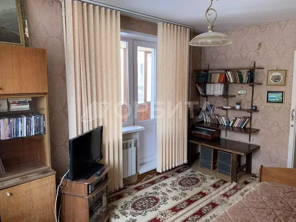 2-к кв. Тюменская область, Тюмень Профсоюзная ул., 30 (56.0 м) - Фото 1