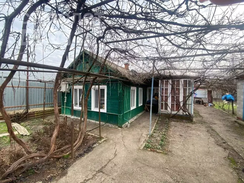 Дом в Краснодарский край, Кореновск Шоссейный пер. (65 м) - Фото 0