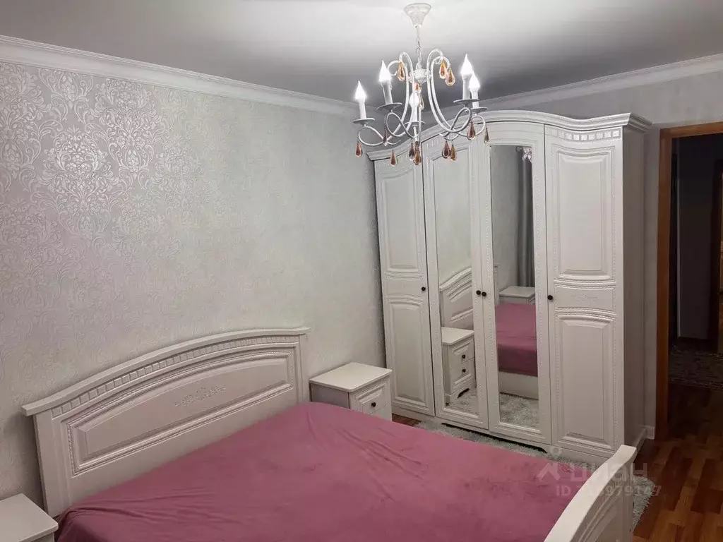 3-к кв. Чеченская республика, Грозный ул. А.А. Айдамирова, 141к6 (70.0 ... - Фото 0