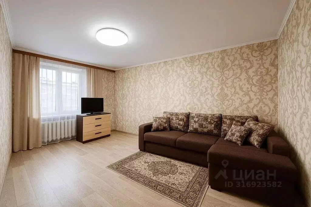 1-к кв. Оренбургская область, Бузулук Комсомольская ул., 115 (35.0 м) - Фото 1