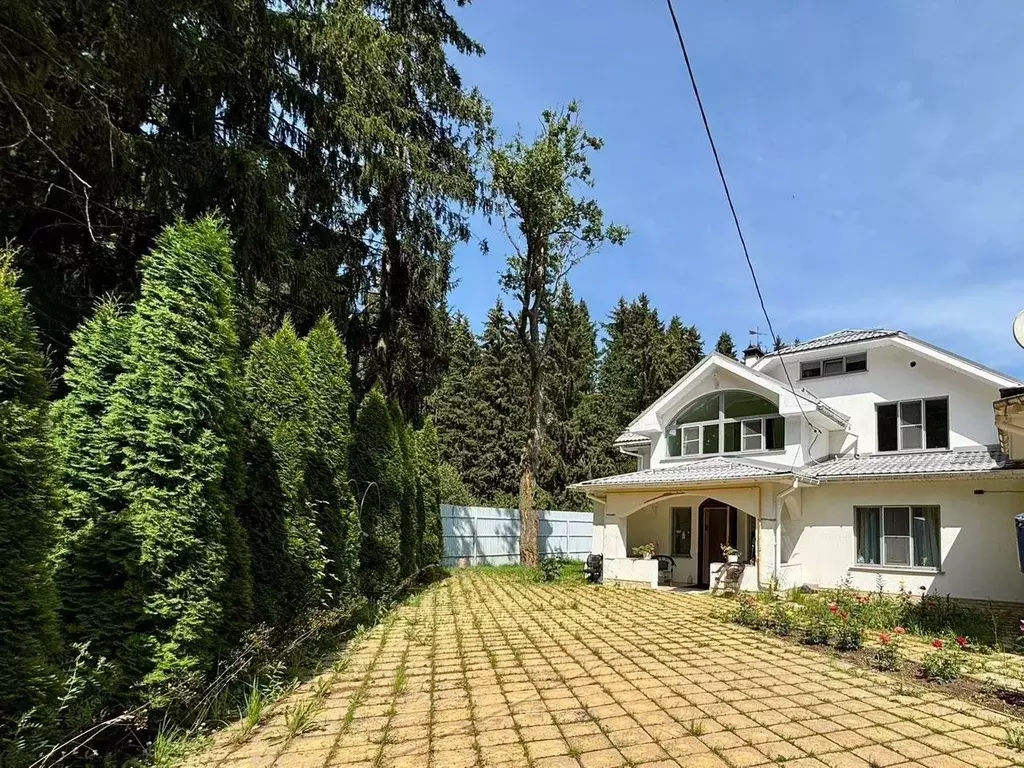 Дом в Московская область, Сергиев Посад Семхоз мкр, ул. Вокзальная, 72 ... - Фото 1