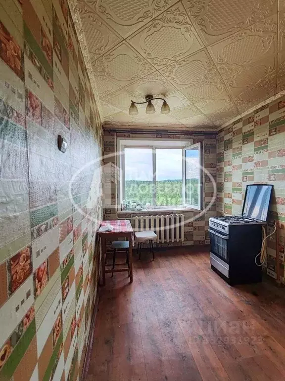2-к кв. Пермский край, Губаха Октябрьский просп., 1 (49.6 м) - Фото 1