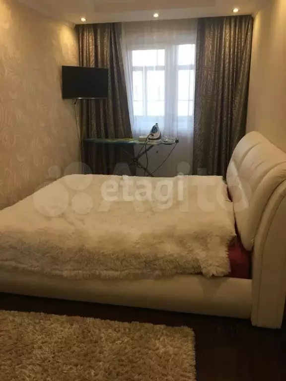 3-к. квартира, 90 м, 3/10 эт. - Фото 0