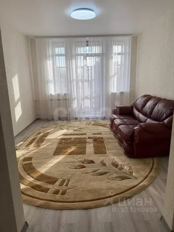 2-к кв. Свердловская область, Нижний Тагил просп. Ленина, 71 (56.0 м) - Фото 1