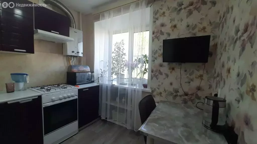 1-комнатная квартира: Гусь-Хрустальный, улица Микрорайон, 27 (32 м) - Фото 0