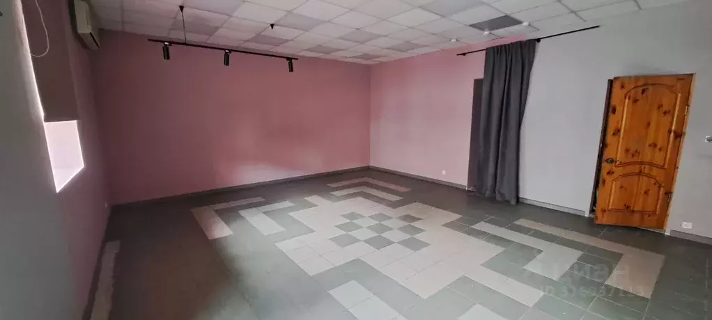 Помещение свободного назначения в Саратовская область, Саратов ул. ... - Фото 0