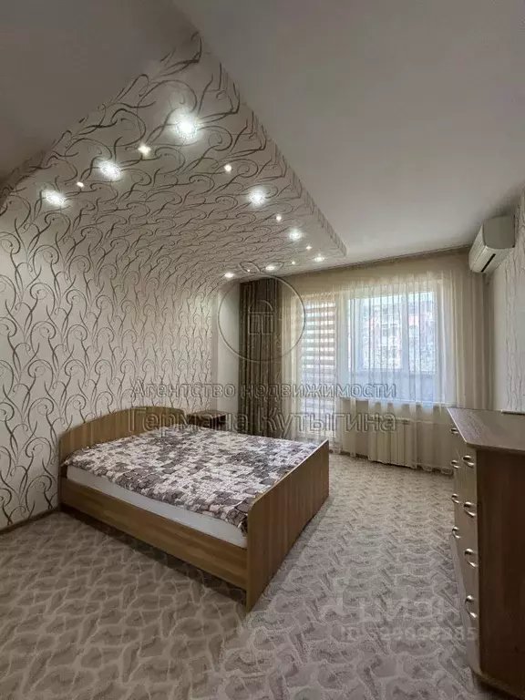 2-к кв. Волгоградская область, Волгоград ул. Хользунова, 18/3 (72.0 м) - Фото 1